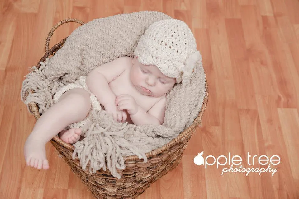Crochet Pattern for Katelyn Ruffle Cloche | Crochet Hat Pattern | Hat Crocheting Pattern | DIY Written Crochet Instructions