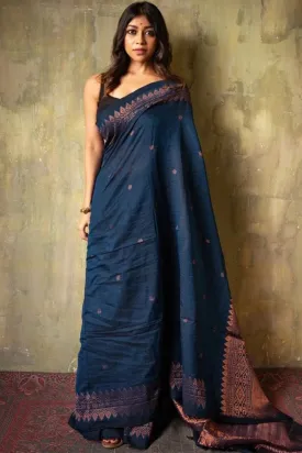 Inimitable Navy Blue Soft Silk Saree With Verdant Blouse Piece