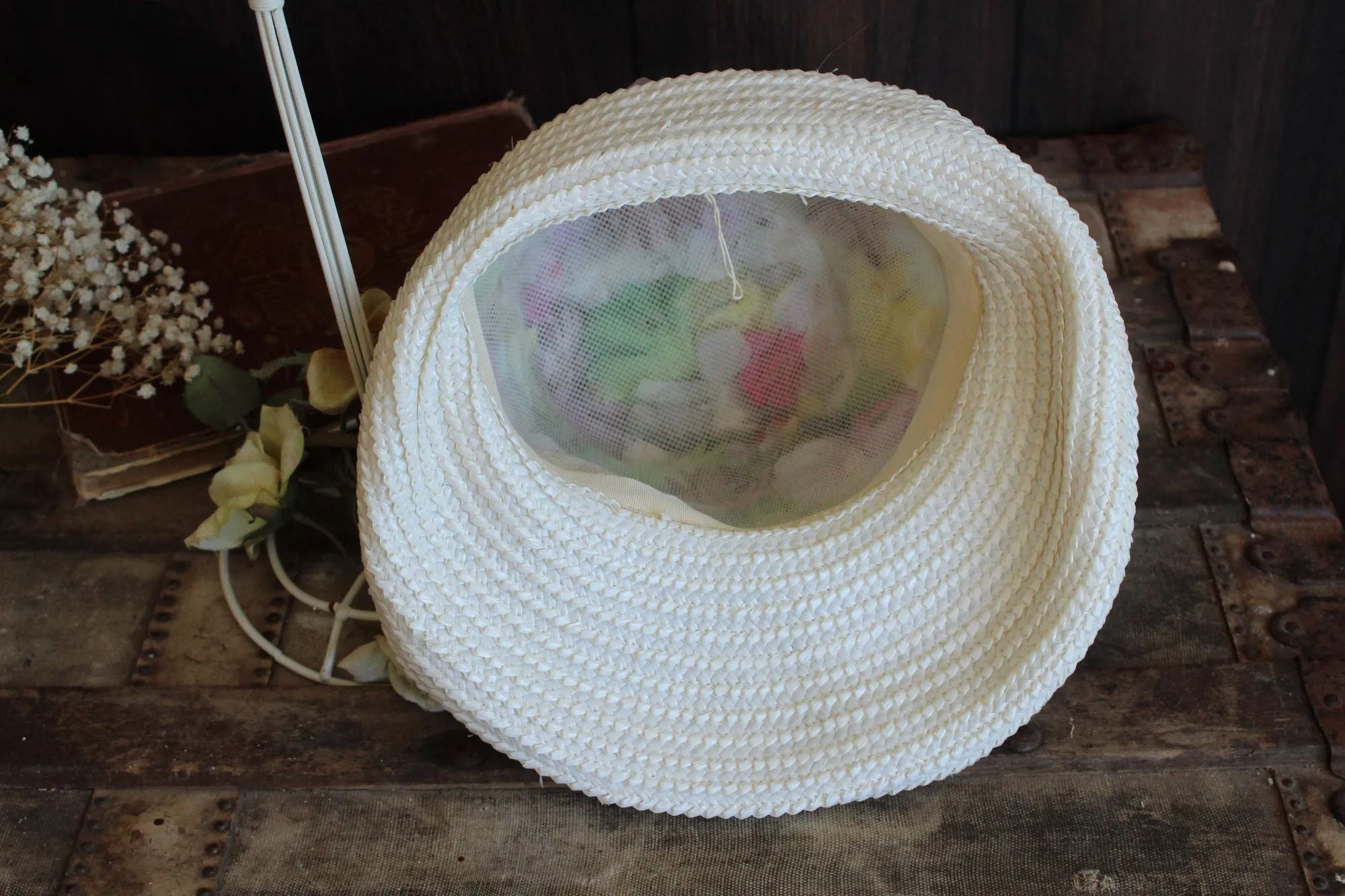 Vintage 1960s White Straw Hat with Flowers